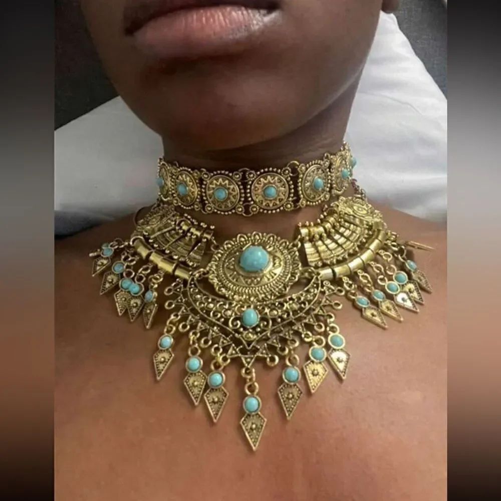 Gold and Turquoise Statement Necklace M1306